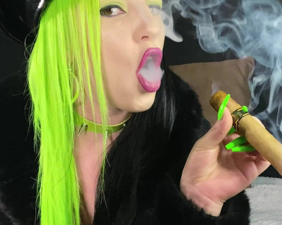 Rave Baby aka Smokinggoddess OnlyFans - Fetish for Cigar smoking Goddesses I’ve got you covered, I am a powerful cigar smoking Mistres