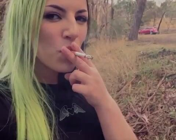 Rave Baby aka Smokinggoddess OnlyFans - Wanna watch me pound my pussy while I smoke in the trees Sub now too onlyfanscommistress