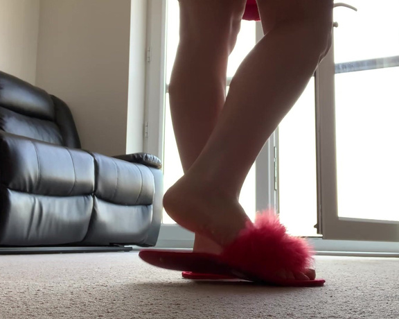 Lady Annabelle aka Lady__annabelle OnlyFans - Morning tease for feet lovers