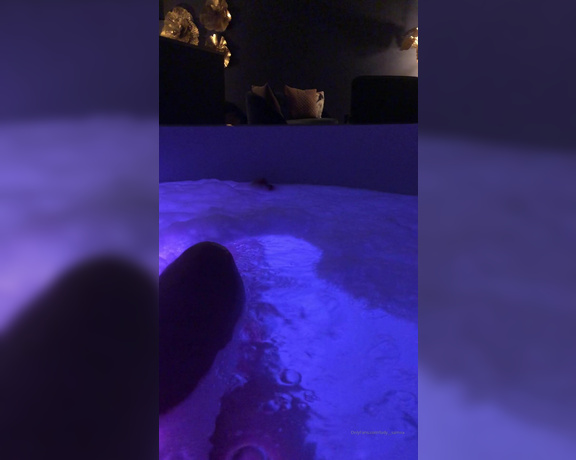 Lady Samira aka Lady__samira OnlyFans - FEETFETISH (relaxed in the Jacuzzi on my tour in Amsterdam) #feets #feetworship #toes #feetlover # 2