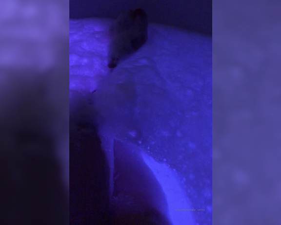 Lady Samira aka Lady__samira OnlyFans - FEETFETISH (relaxed in the Jacuzzi on my tour in Amsterdam) #feets #feetworship #toes #feetlover # 2