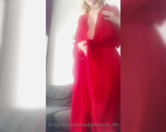 Lady_Phoenix aka Ladyphoenix_ldn OnlyFans - RUBY TUESDAY Being a real life phoenix today, or that’s how I feel anyway, in this splendid red chif