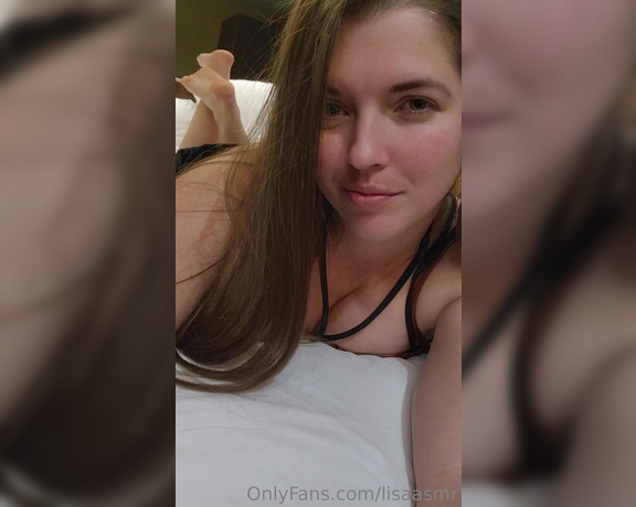 Lisa ASMR aka Lisaasmr OnlyFans - Barefoot Rubbing Tease