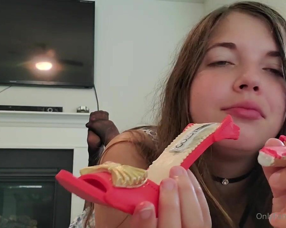 Lisa ASMR aka Lisaasmr OnlyFans - Eating My Stiletto ASMR