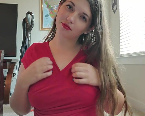 Lisa ASMR aka Lisaasmr OnlyFans - Red Shirt Rubbing ASMR