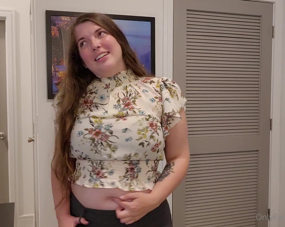 Lisa ASMR aka Lisaasmr OnlyFans - Shy Bellybutton Girl Custom