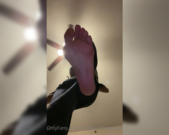 TheBarefoothooper aka Memyselfnmysoles OnlyFans - Miss me 2