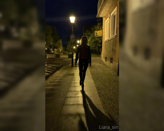 Liara Sin aka Liara_sin OnlyFans - Walking around