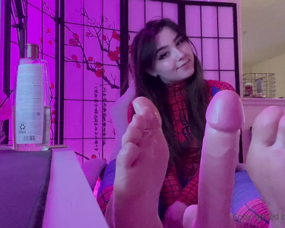 Neko Waifu aka Nekonymphe OnlyFans - Spider girl needs her feet massages with oil can you help She’ll repay you with your cock between