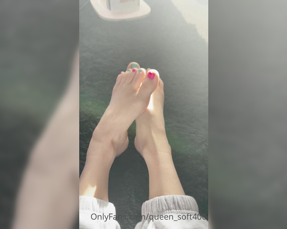 Queen softneess aka Queen_soft400 OnlyFans - Do you guys like the new color And let me know if you want to do a video chat 1