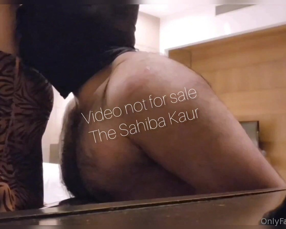 Sahiba Kaur indian mistress aka Indianmistressk OnlyFans - D@g sniffing his Queens UnderArms nd Licking all the Sweat D@minating him for my Fun Always at