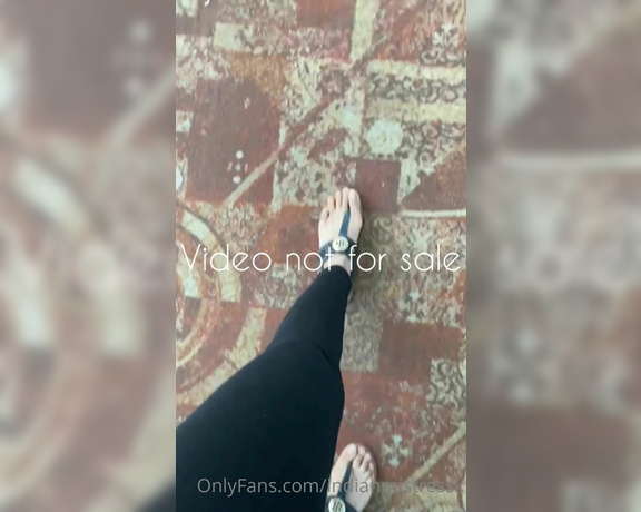 Sahiba Kaur indian mistress aka Indianmistressk OnlyFans - Malkin$ beautiful nd sexy feet long toe nails weakness of every slave who wants to lick them