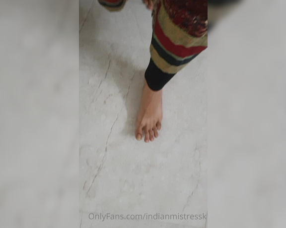 Sahiba Kaur indian mistress aka Indianmistressk OnlyFans - My beautiful nude feet mere kutto ki last Wish