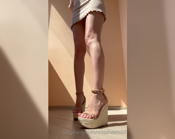 Miss Heels Lisa aka Missheels07 OnlyFans - My new wedges are they beautiful