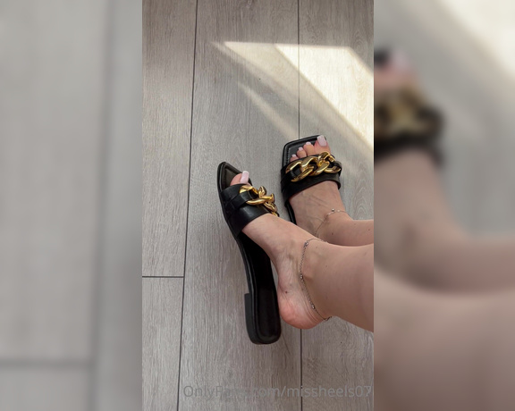 Miss Heels Lisa aka Missheels07 OnlyFans - My fav sandals