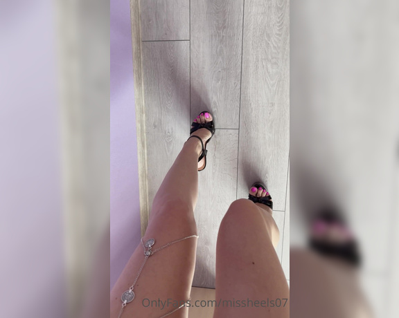 Miss Heels Lisa aka Missheels07 OnlyFans - Who with