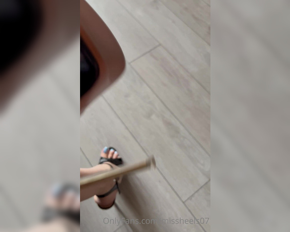 Miss Heels Lisa aka Missheels07 OnlyFans - Do you like this type of video