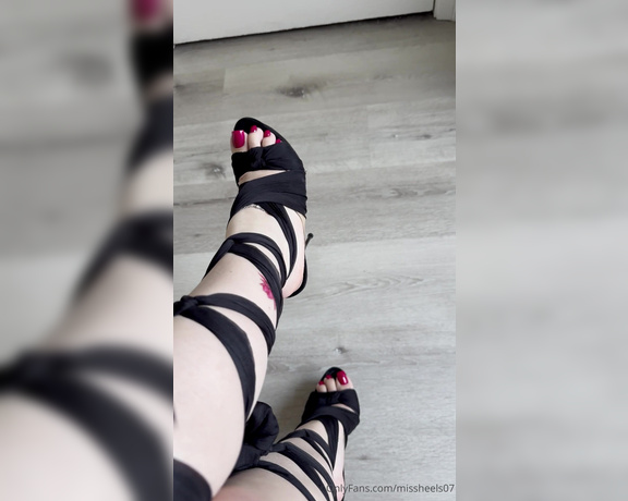 Miss Heels Lisa aka Missheels07 OnlyFans - Would you like to see dance video with these heels
