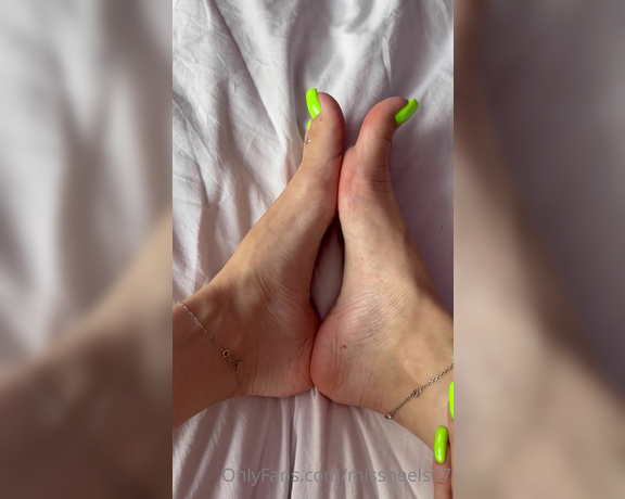 Miss Heels Lisa aka Missheels07 OnlyFans - Do you like my feet