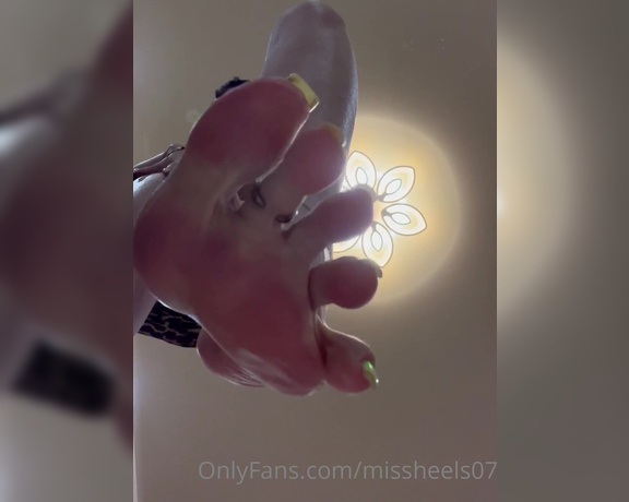 Miss Heels Lisa aka Missheels07 OnlyFans - Kiss my soles and toes