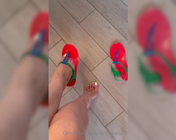 Miss Heels Lisa aka Missheels07 OnlyFans - Do you like my sandals