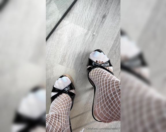 Miss Heels Lisa aka Missheels07 OnlyFans - Do you like white fishnets