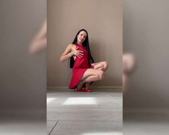 Miss Heels Lisa aka Missheels07 OnlyFans - Lady in red