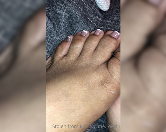Ennie’s Toes and Soles aka Enniestoes OnlyFans - Enjoy it while it lasts I almost never wear a French pedicure Thanks to the sweetie who specially