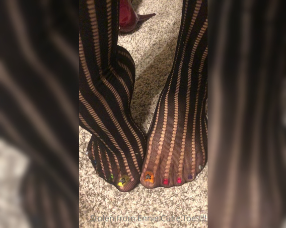 Ennie’s Toes and Soles aka Enniestoes OnlyFans - Instagram only gets a 4 second video You guys get all the good stuff Tell your friends