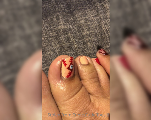 Ennie’s Toes and Soles aka Enniestoes OnlyFans - Finally done with my mani pedi! Lastly some cuticle oil Remember the more you tip the more I post!