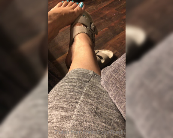 Ennie’s Toes and Soles aka Enniestoes OnlyFans - I don’t want to hear that you like feet I don’t want to hear that feet are pretty I want to hear