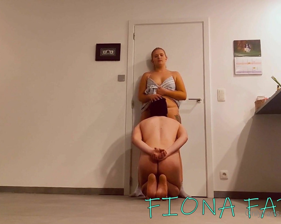 Fiona Fabel aka Fionafabel OnlyFans - Licking my pussy after a long day