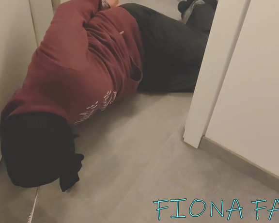 Fiona Fabel aka Fionafabel OnlyFans - After spending the day in the closet, I allowed my slave to eat some of my toenails