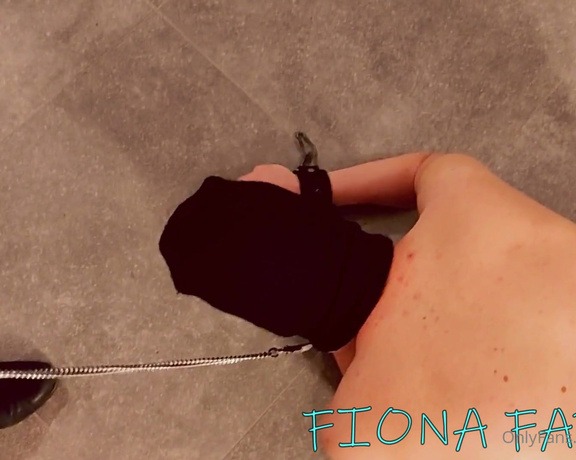 Fiona Fabel aka Fionafabel OnlyFans - Today I had some fun making my slave do mindless chores Its a great and humiliating way to teach