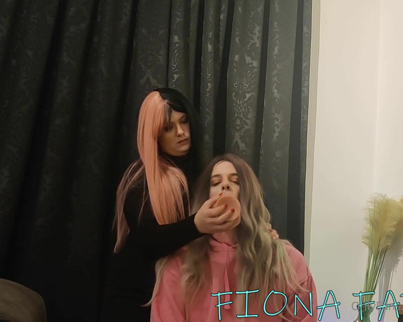 Fiona Fabel aka Fionafabel OnlyFans - She loves dick