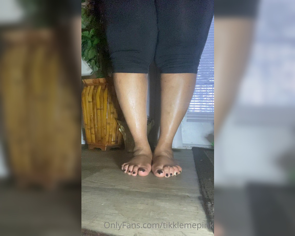 Goddess Pink aka Tikklemepink OnlyFans - Flat thick meaty soles just for you!!