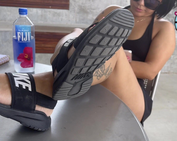 Alicia Feet Empire aka Aliciafeet OnlyFans - College Girls Has The Prettiest Feet!