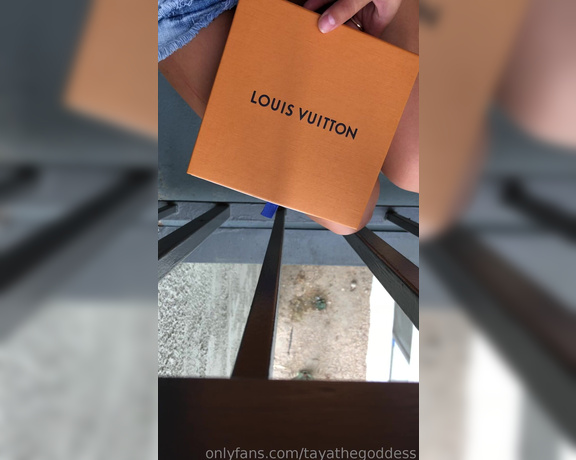 Goddess Taya aka Tayathegoddess Onlyfans - LV belt unboxing