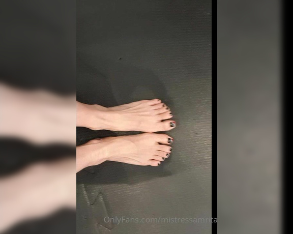 Mistress Amrita aka Mistressamrita OnlyFans - My 2nd selfie POV, this time it is Foot Worship instruction You can see my new black toe nail with