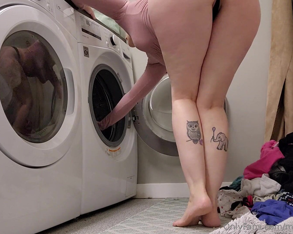 MsAmy aka Msamycleaning OnlyFans - Short and sweet but oh so focused