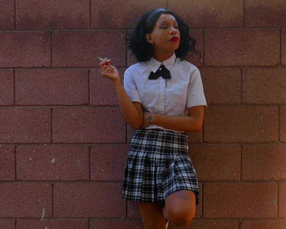 Cupcake SinClair - Cupcake SinClair - Smoking Schoolgirl- Outdoors Candid Classic Smoking (Сlips4sale)