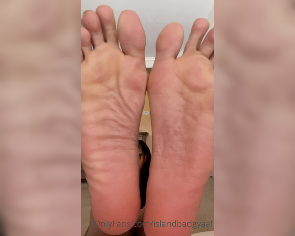 Islandbadgyaal aka Islandbadgyaal OnlyFans - It’s my soles for me… and you