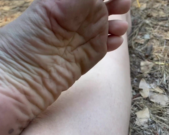 Mistress Kara aka Mistresskara OnlyFans - #dirtyfeet #feet #womensfeet #footfetish #ilovefeet #feetlover #footlover