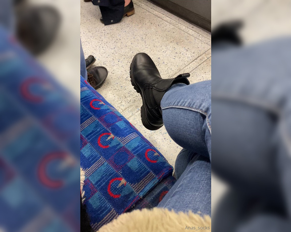 Anas_socks aka Anas_socks OnlyFans - Nothing can stop me from taking off my boots and showing you my sweaty socks on the train