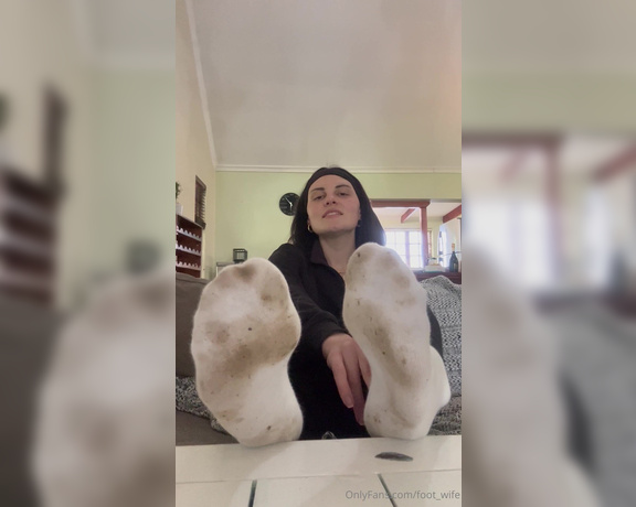 Footwife aka Foot_wife OnlyFans - Ahhhh baby these socks need to come off so I can air out my feet!!!! Full video is $35