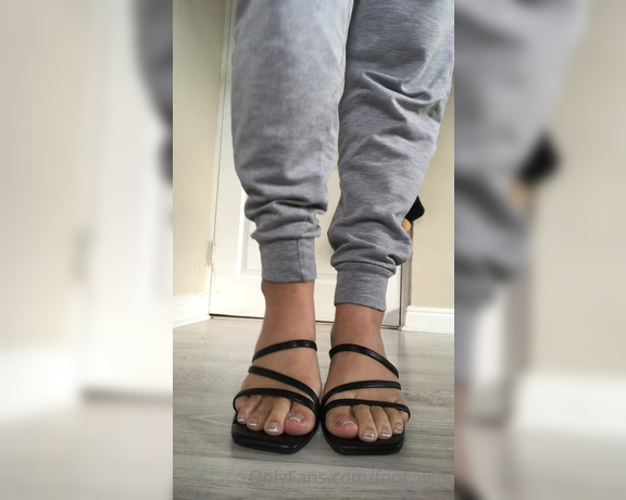 Footwife aka Foot_wife OnlyFans - Playing around with my heels