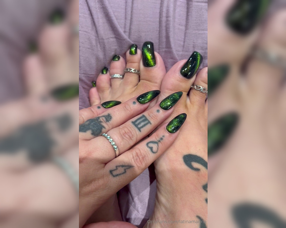 Latina Marina aka Latinamarina OnlyFans - Halloween cat eye mani pedi all 20 grabbers look dope AF 1