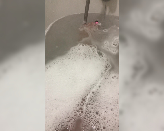 Latina Marina aka Latinamarina OnlyFans - Bath time