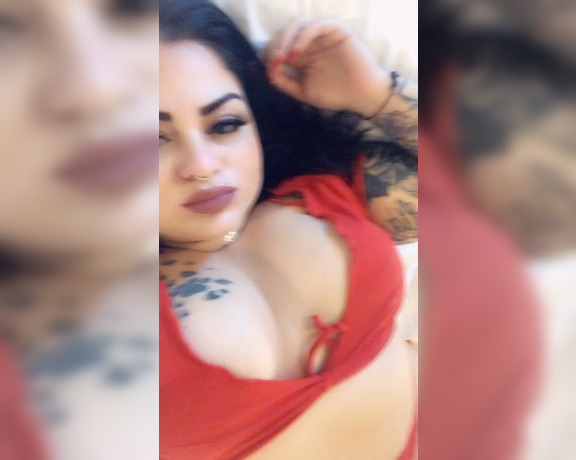 Latina Marina aka Latinamarina OnlyFans - These stretch marks are extra sensitive