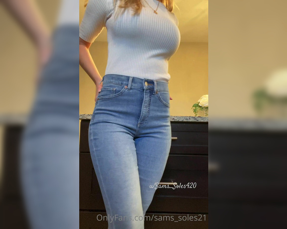 Sam Soles aka Sams_soles21 OnlyFans - For the Jean lovers… 1